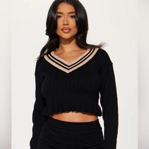NWOT Fashion Nova Black and Tan Striped Sweater